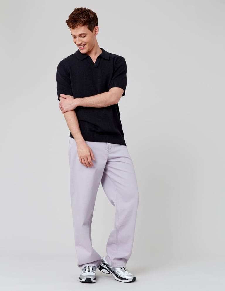 Quel bas mettre avec un tee-shirt noir ?