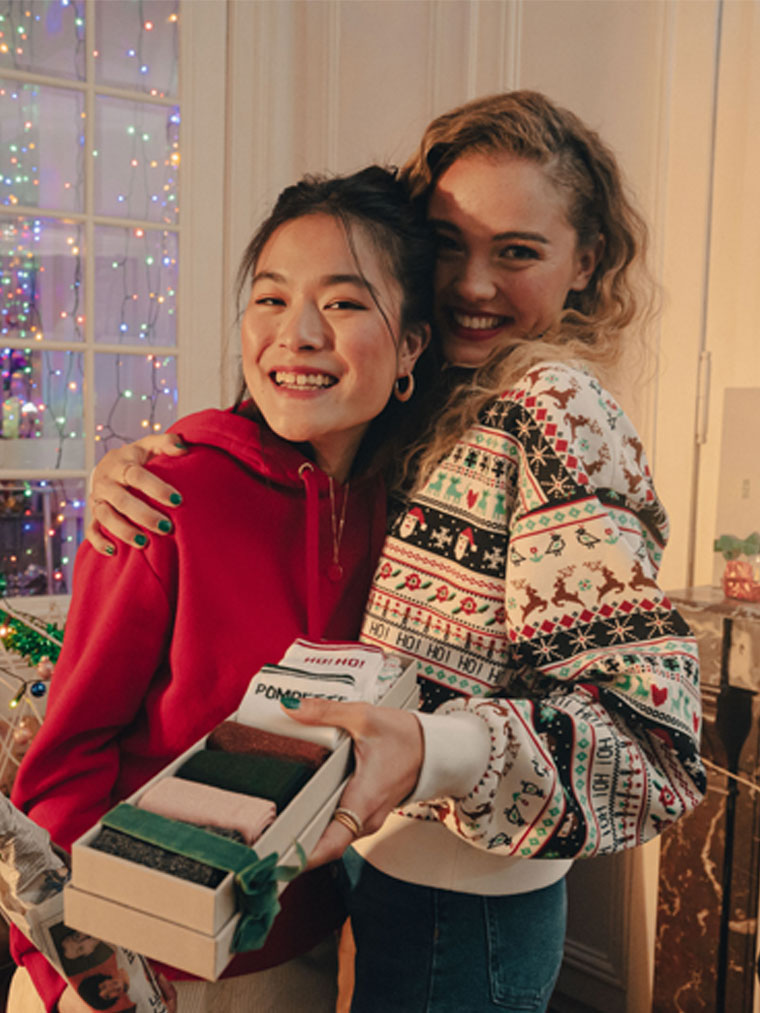 Bizzbee pull de noel new arrivals