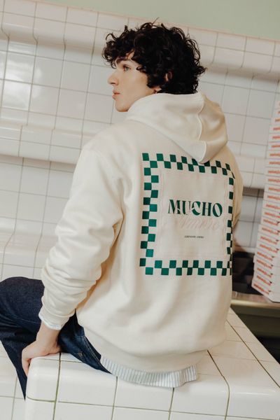 Ensemble "Sweat Mucho"