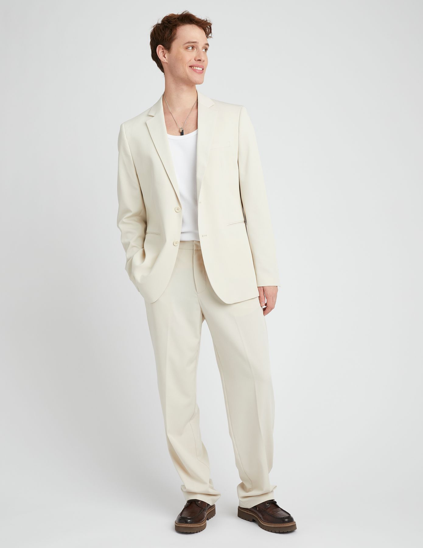 Costume Beige