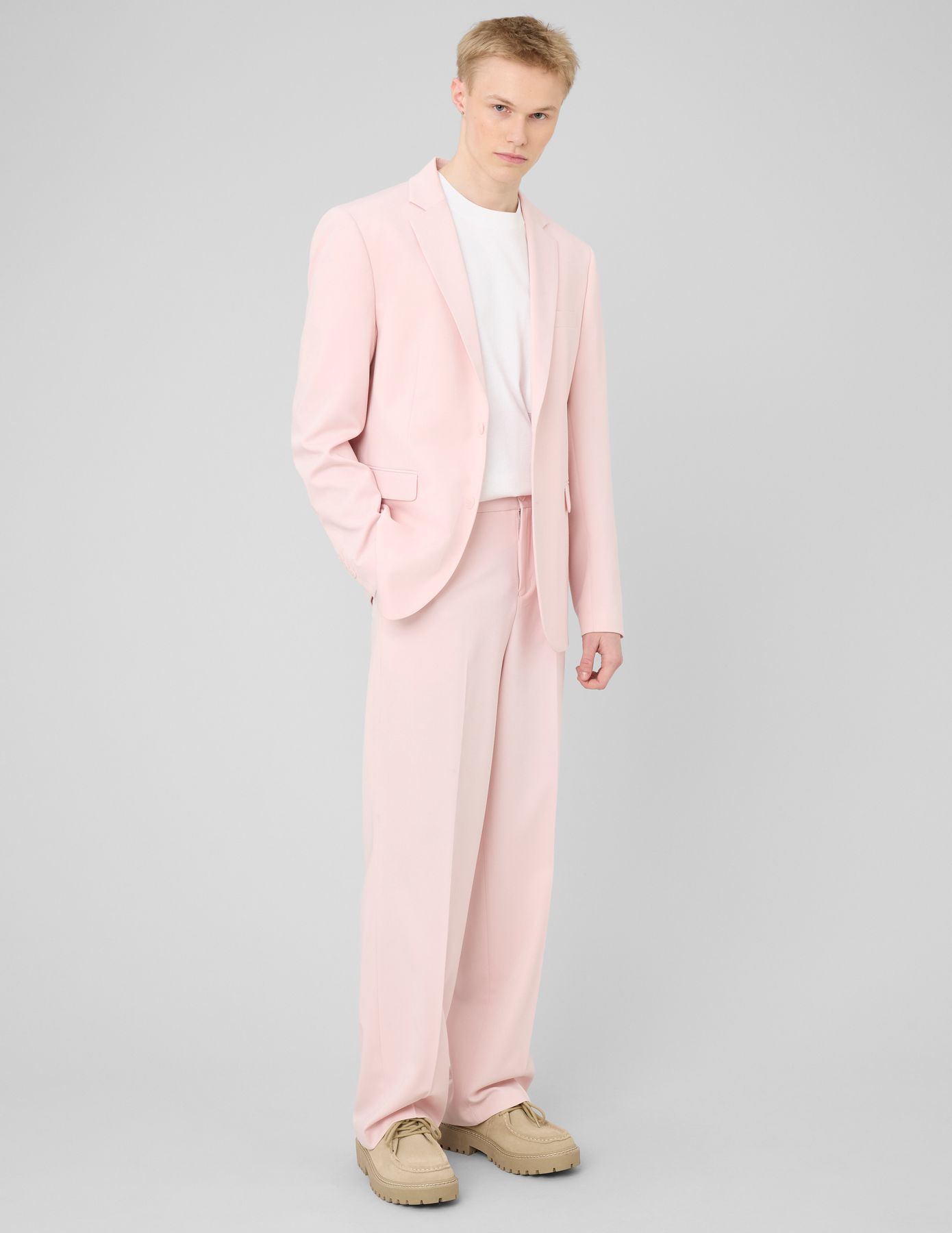 Ensemble de costume rose