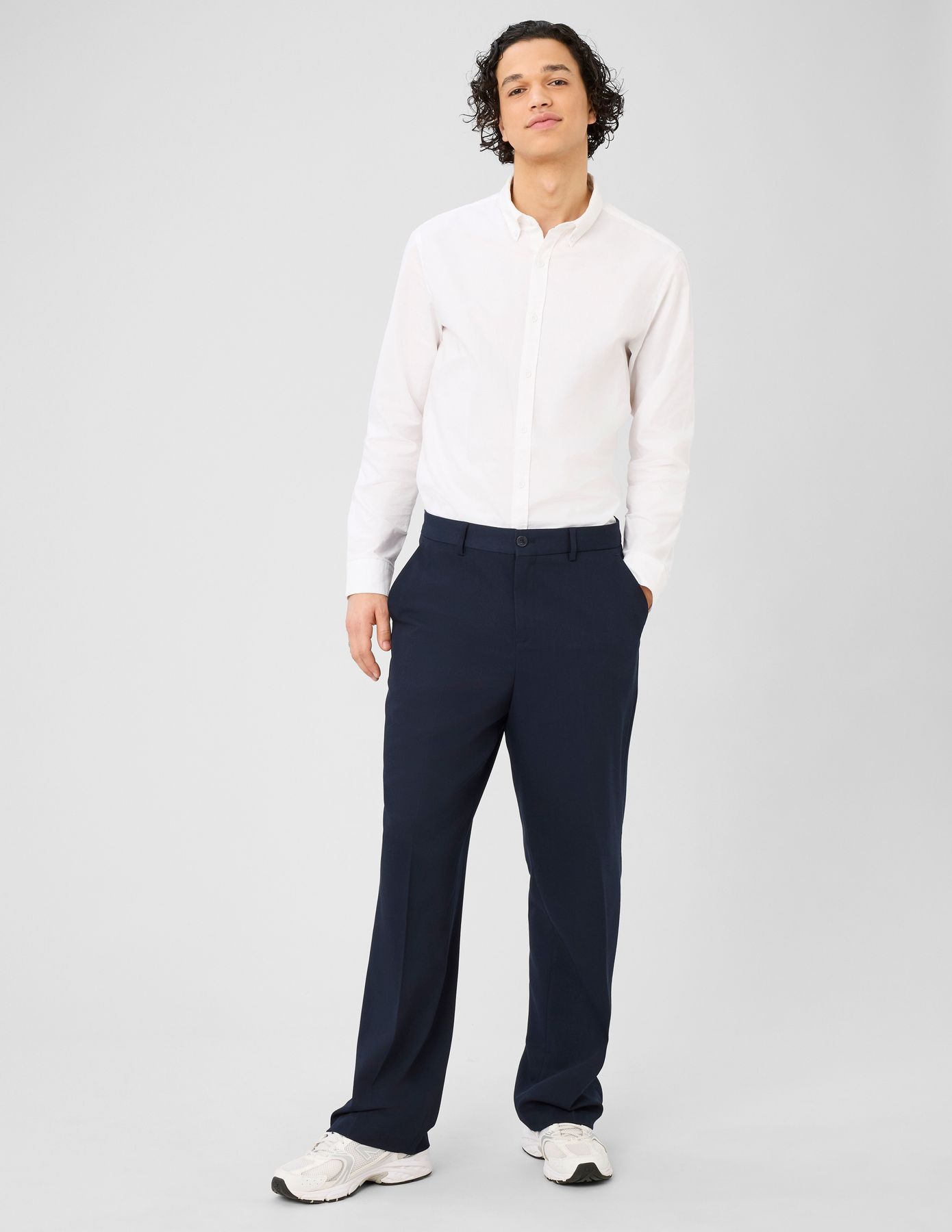 Ensemble "Costume Bleu Fonc&eacute;"