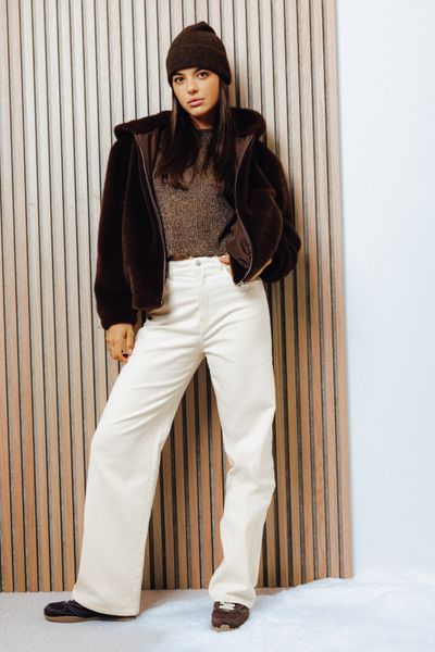 Ensemble Manteaux duveteux et Pantalon velours