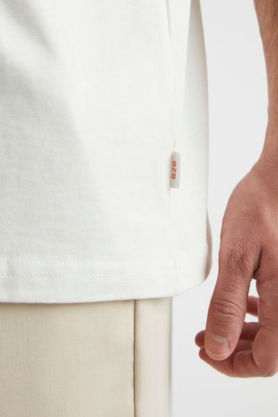 T-shirt brodé