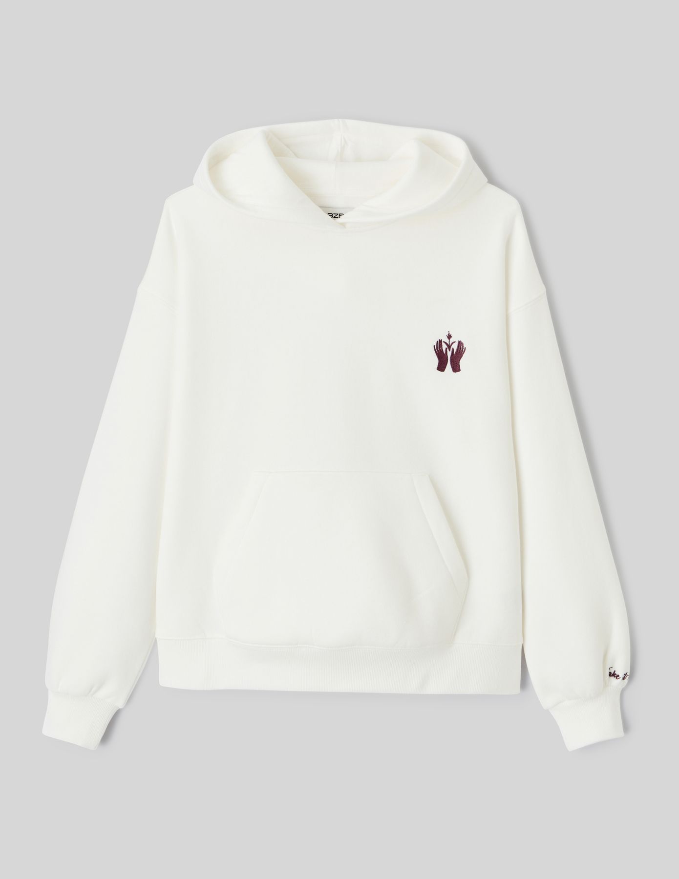 Sweat col capuche broderie poitrine