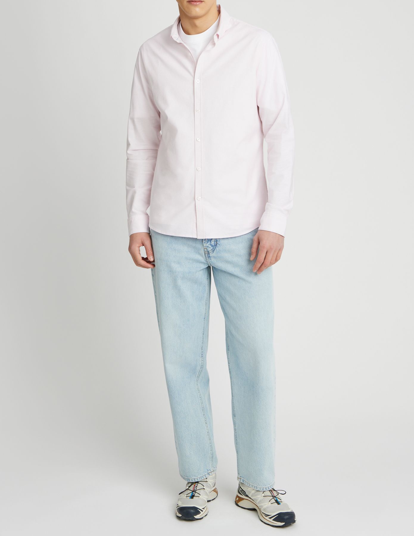 Chemise unie ajust&eacute;e
