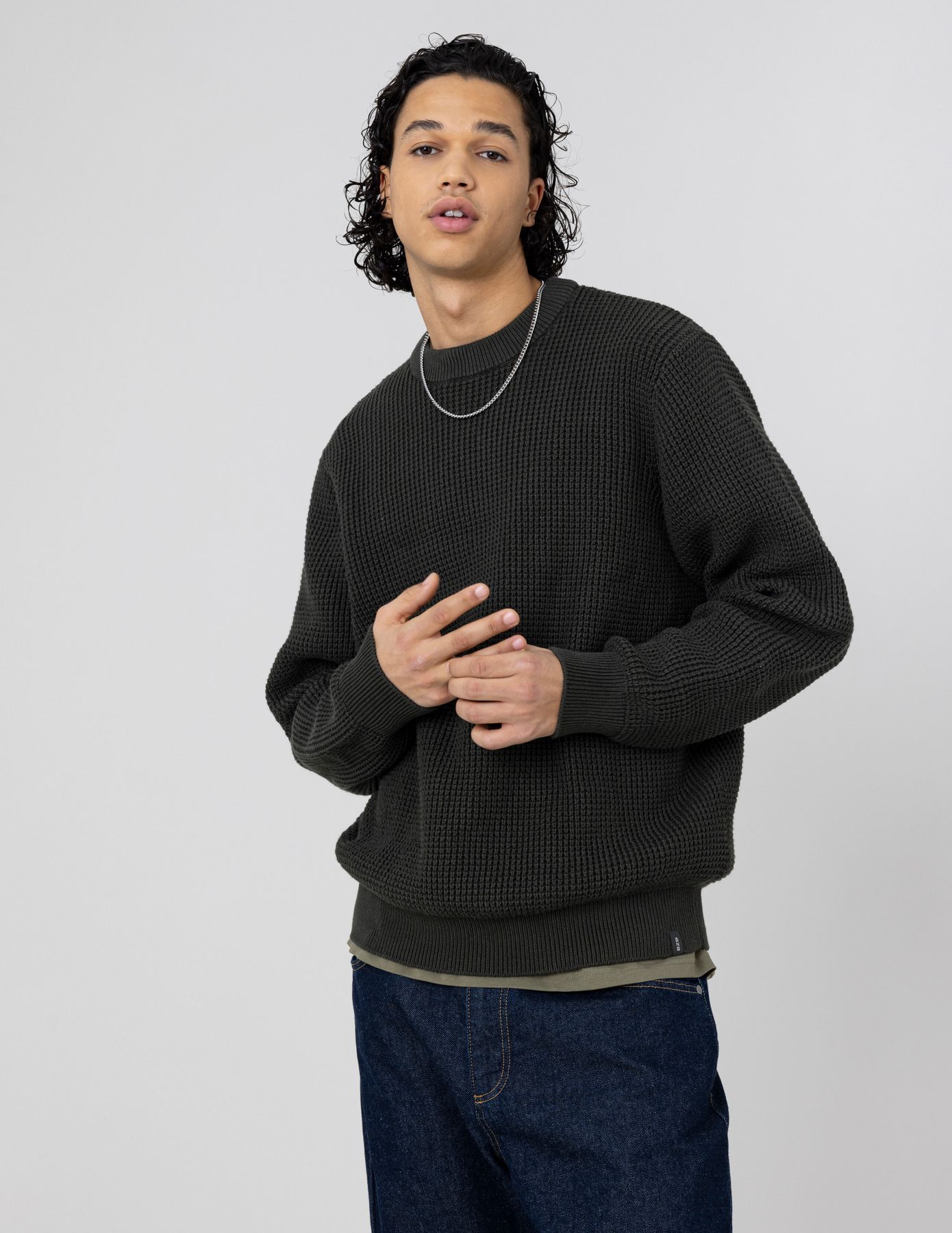 Pull col rond matière fantaisie