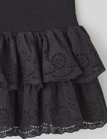 Jupe courte broderie anglaise
