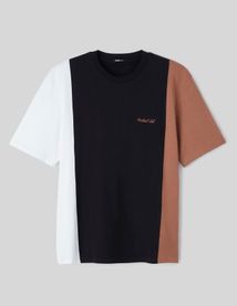 T-shirt broderie poitrine