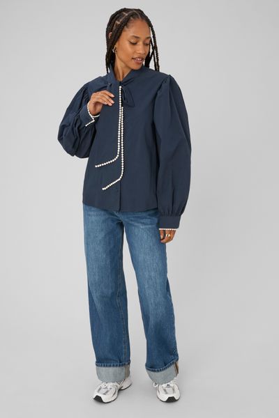 Blouse &agrave; col lavali&egrave;re