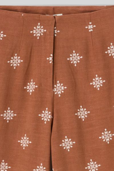 Pantalon brod&eacute;