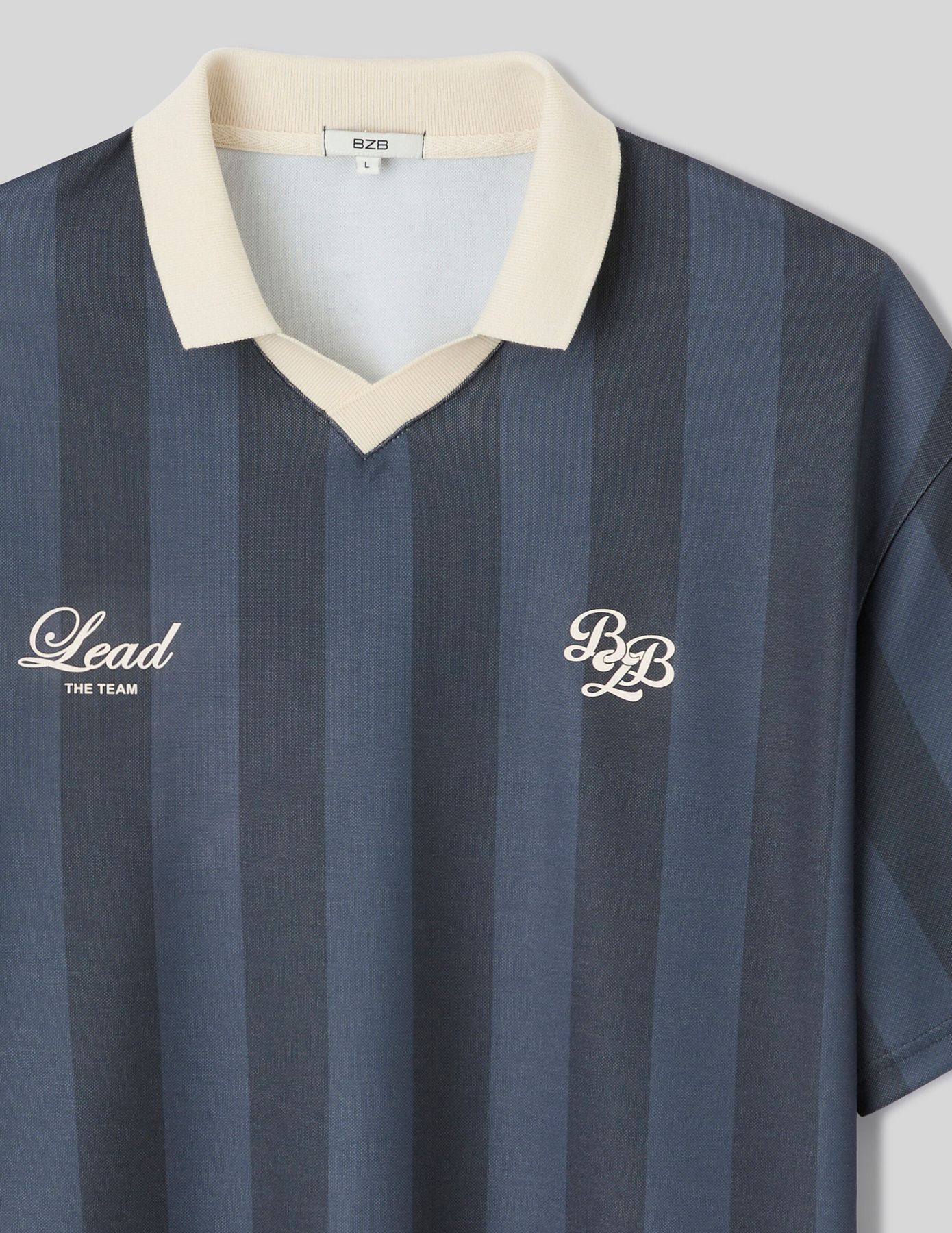 Maillot de foot ray&eacute;