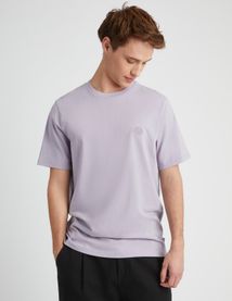 T-shirt broderie poitrine