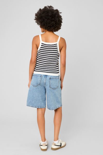 D&eacute;bardeur ray&eacute; en crochet