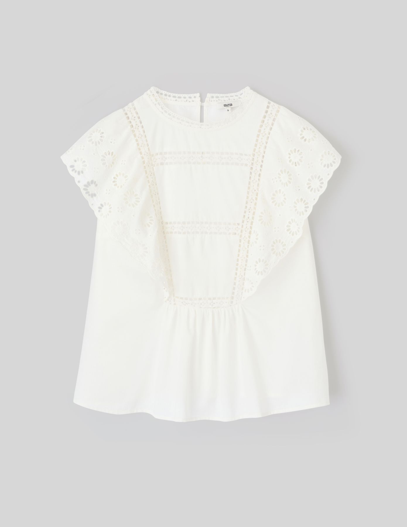 Blouse en broderie anglaise