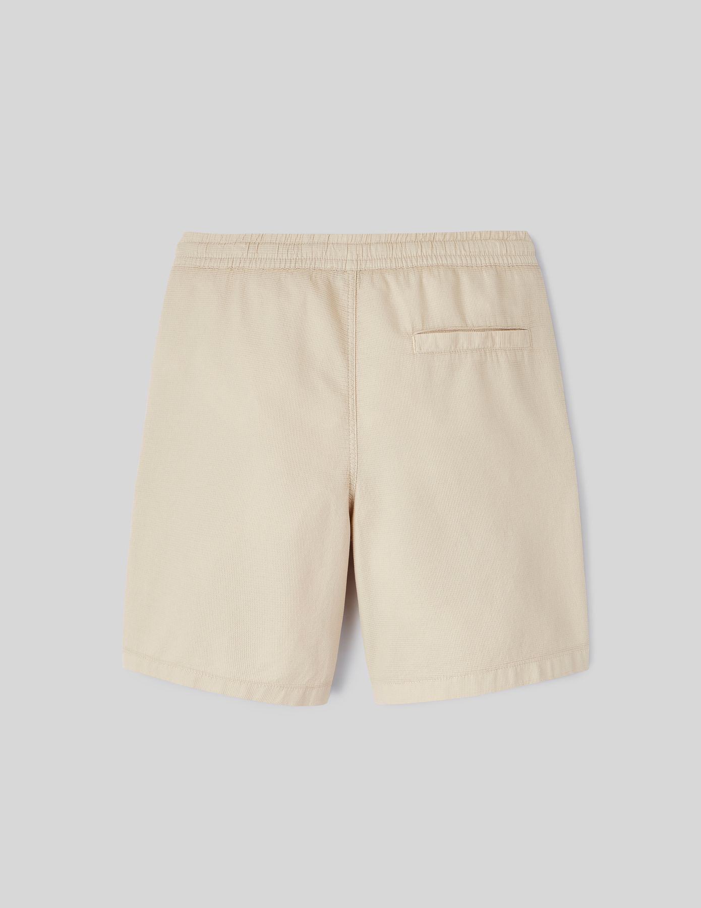 Bermuda unie en mati&egrave;re gaufr&eacute;