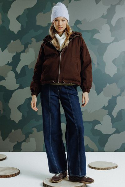 Jean d&eacute;tail boutons dor&eacute;s