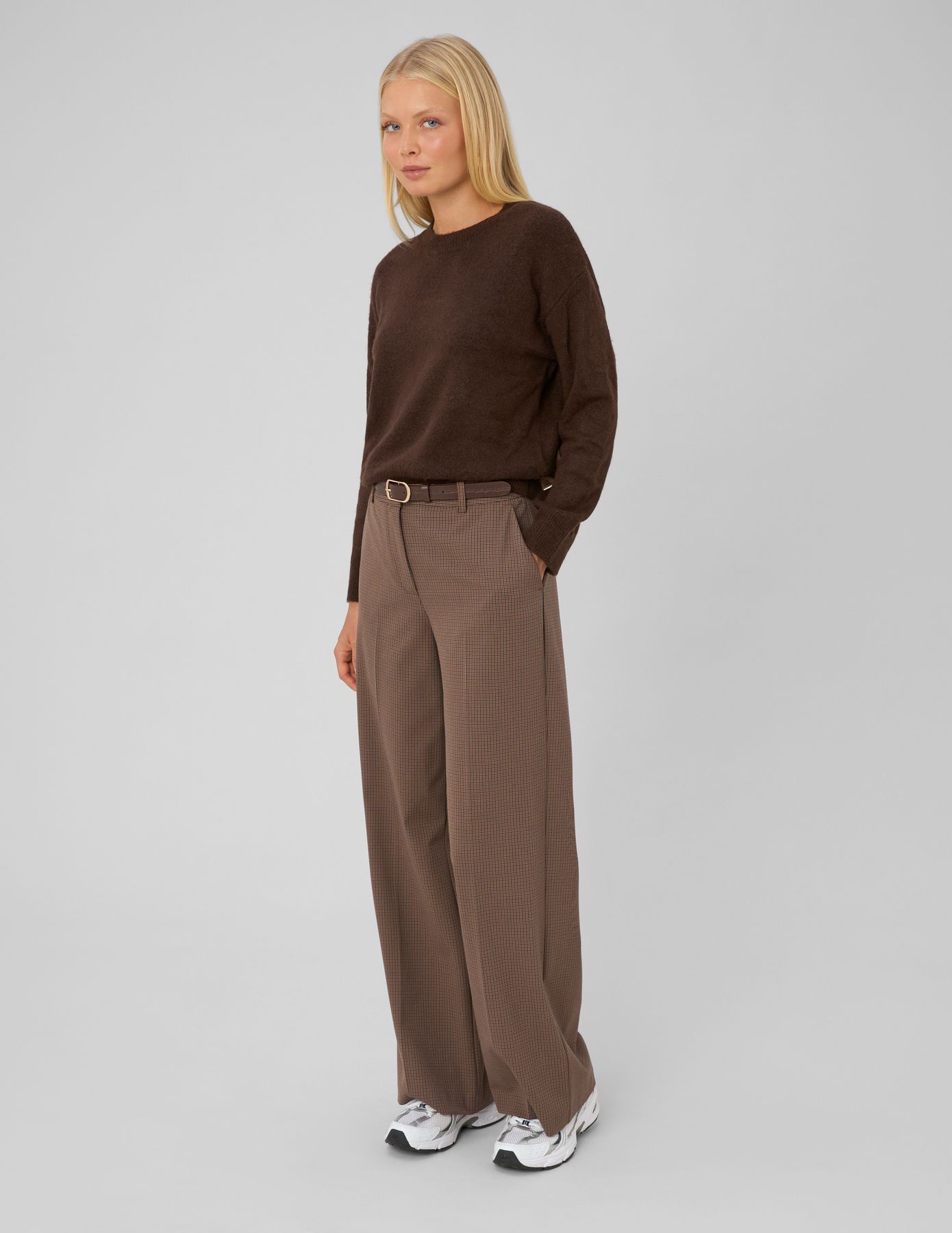 Pantalon large ceintur&eacute;