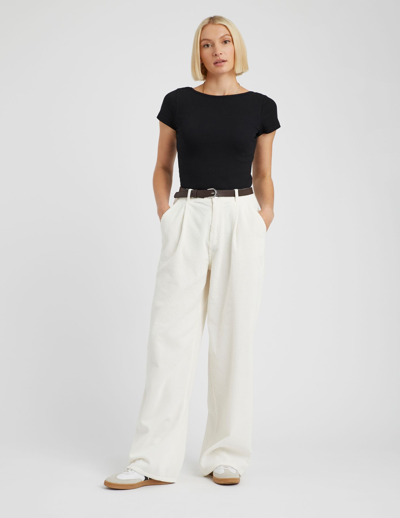 Pantalon velours wide leg &agrave; pinces