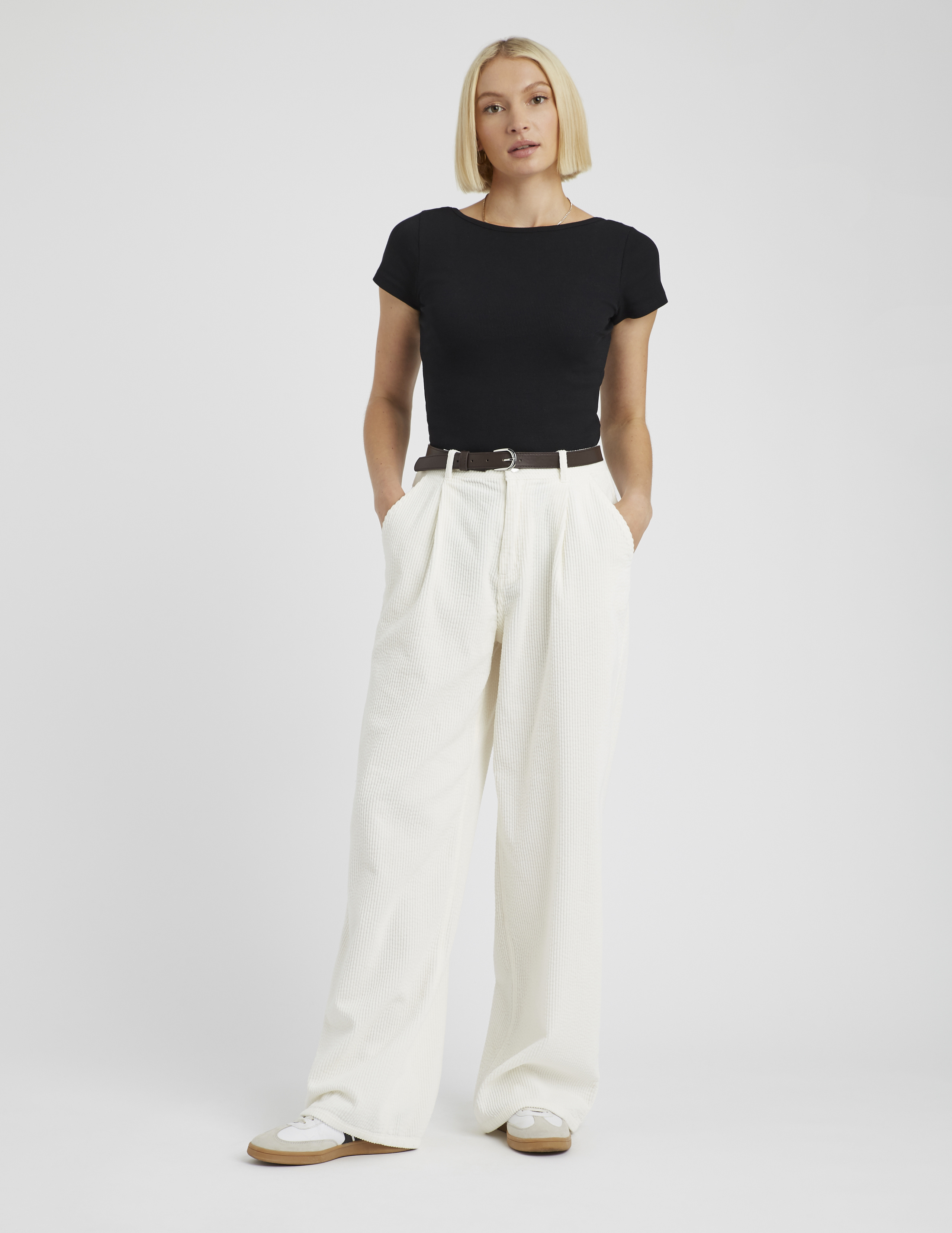 Pantalon velours wide leg &agrave; pinces