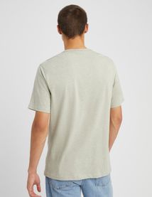 T-shirt chin&eacute;