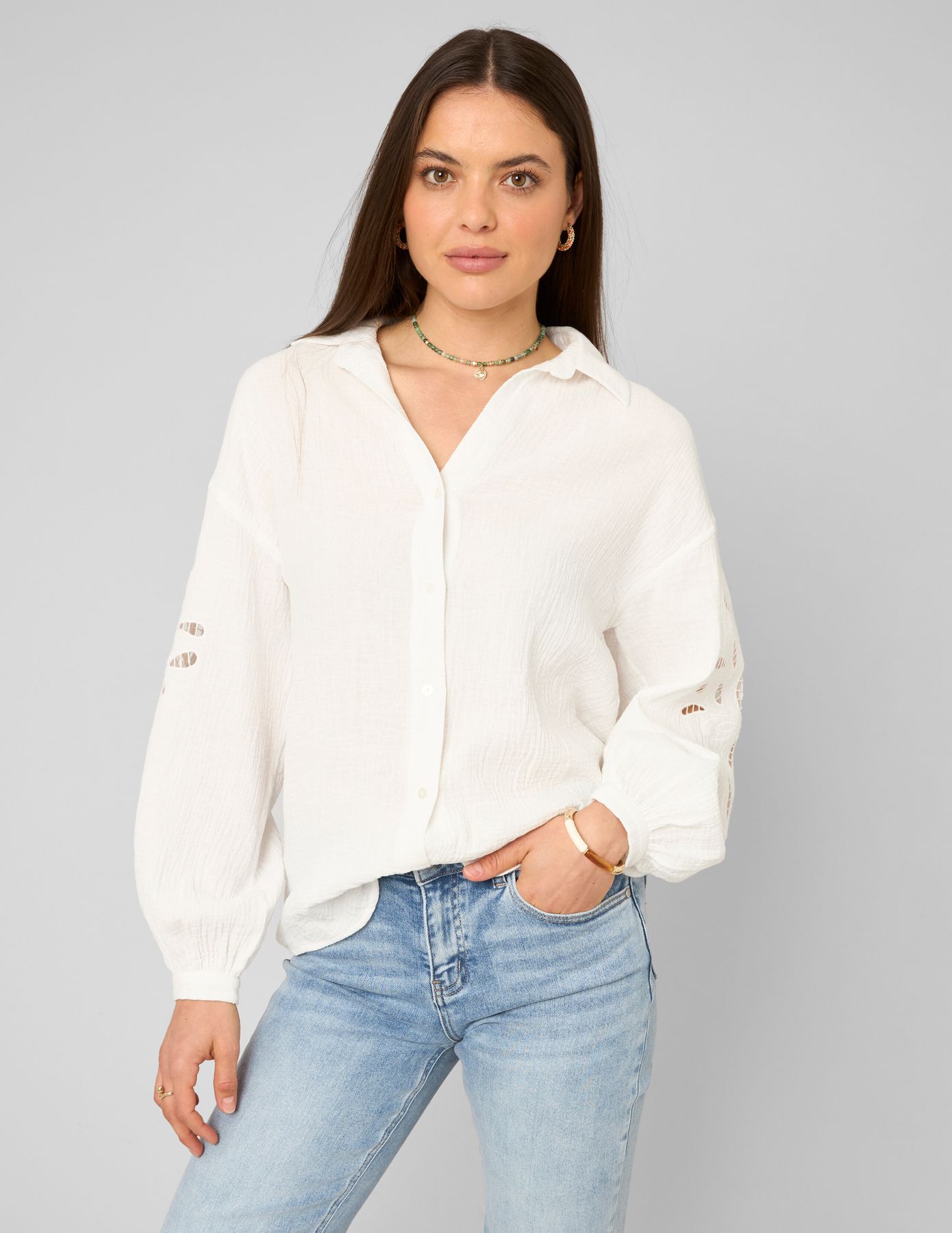 Chemise brod&eacute;e en gaze de coton