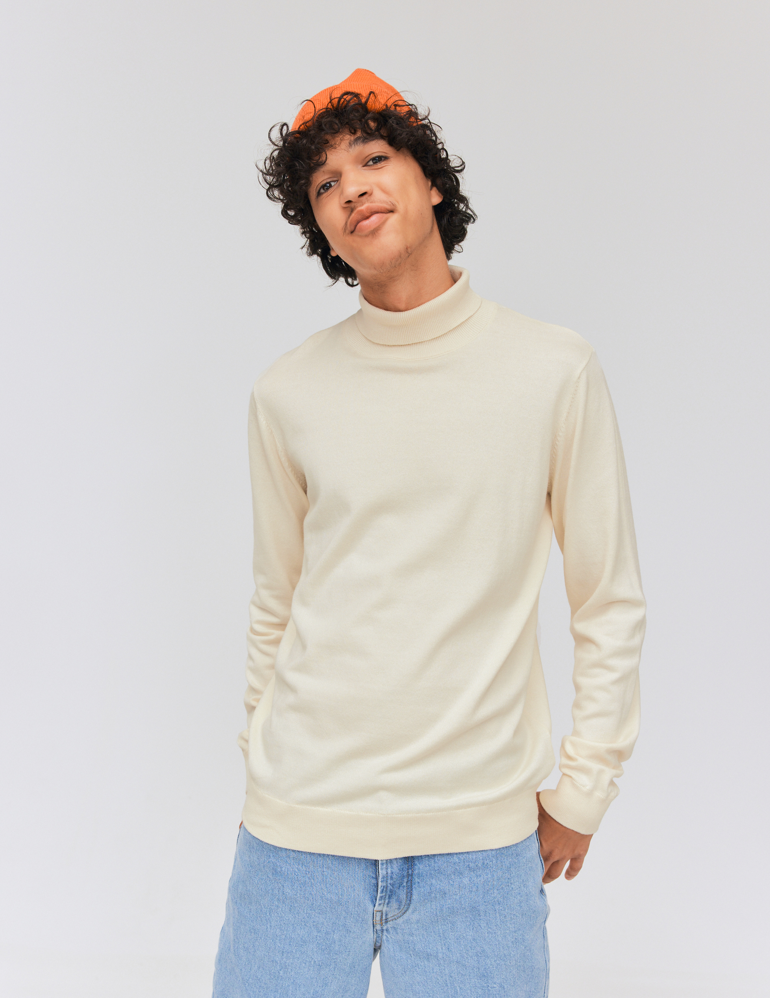 Pull col roulé