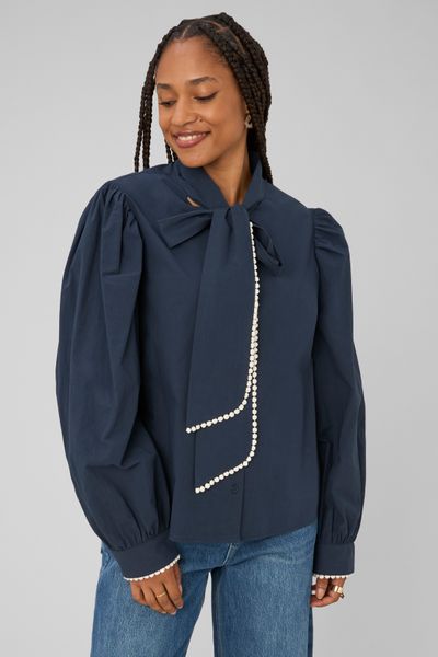 Blouse &agrave; col lavali&egrave;re