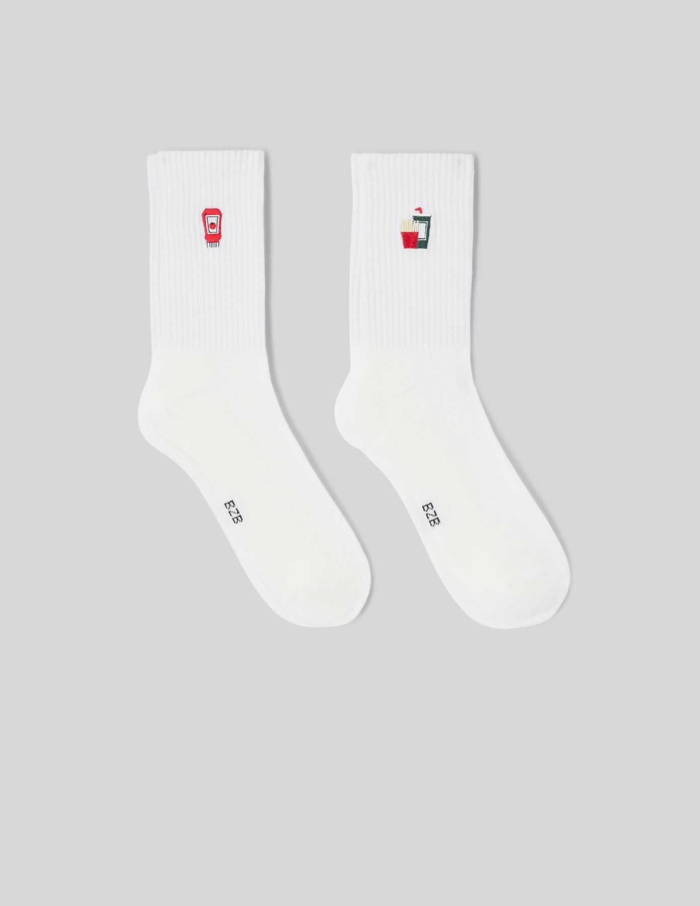 Lot de 2 chaussettes brod&eacute;s