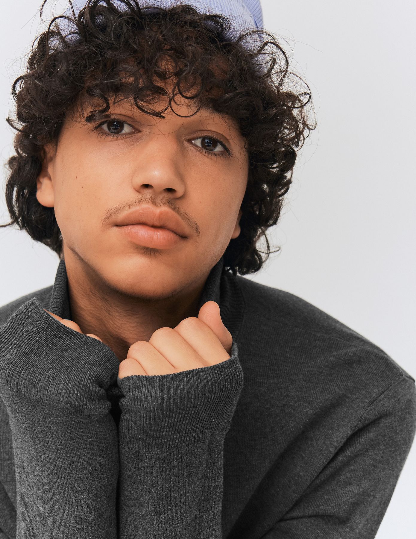 Pull col roul&eacute;