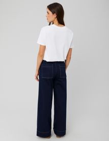 Jean d&eacute;tail boutons dor&eacute;s