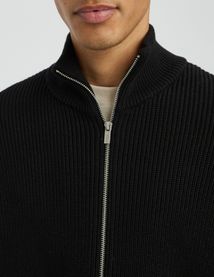 Gilet col montant zipp&eacute;