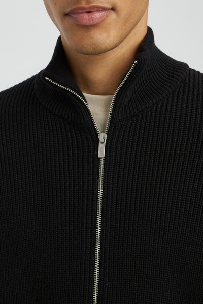 Gilet col montant zipp&eacute;