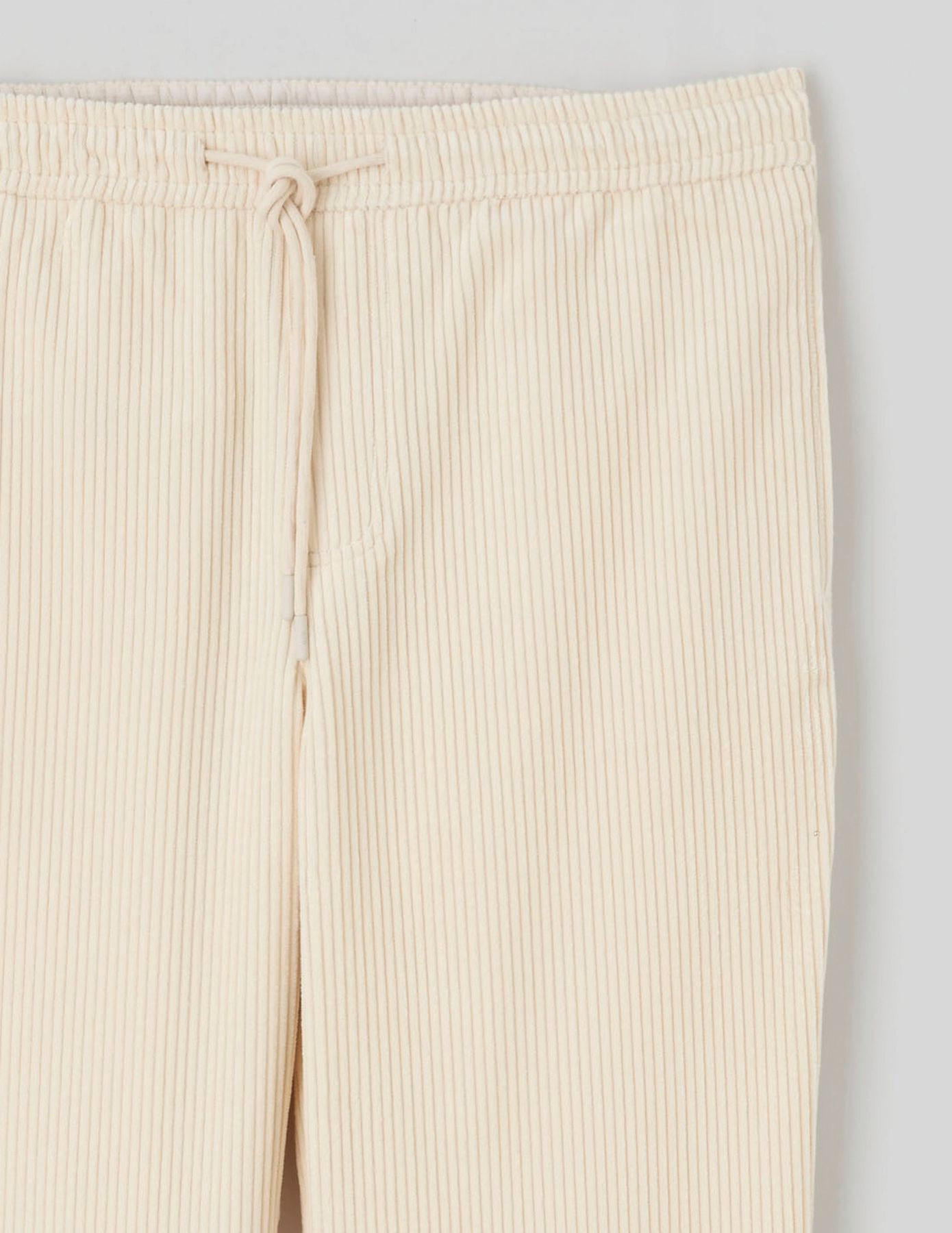 Pantalon velours c&ocirc;tel&eacute;