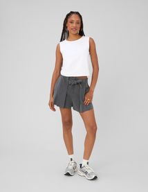 Short ceintur&eacute;