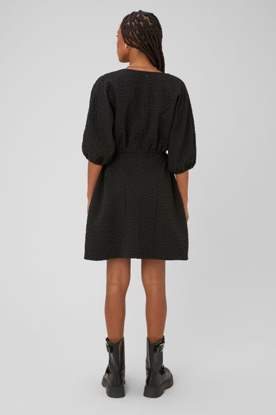 Robe courte textur&eacute;e