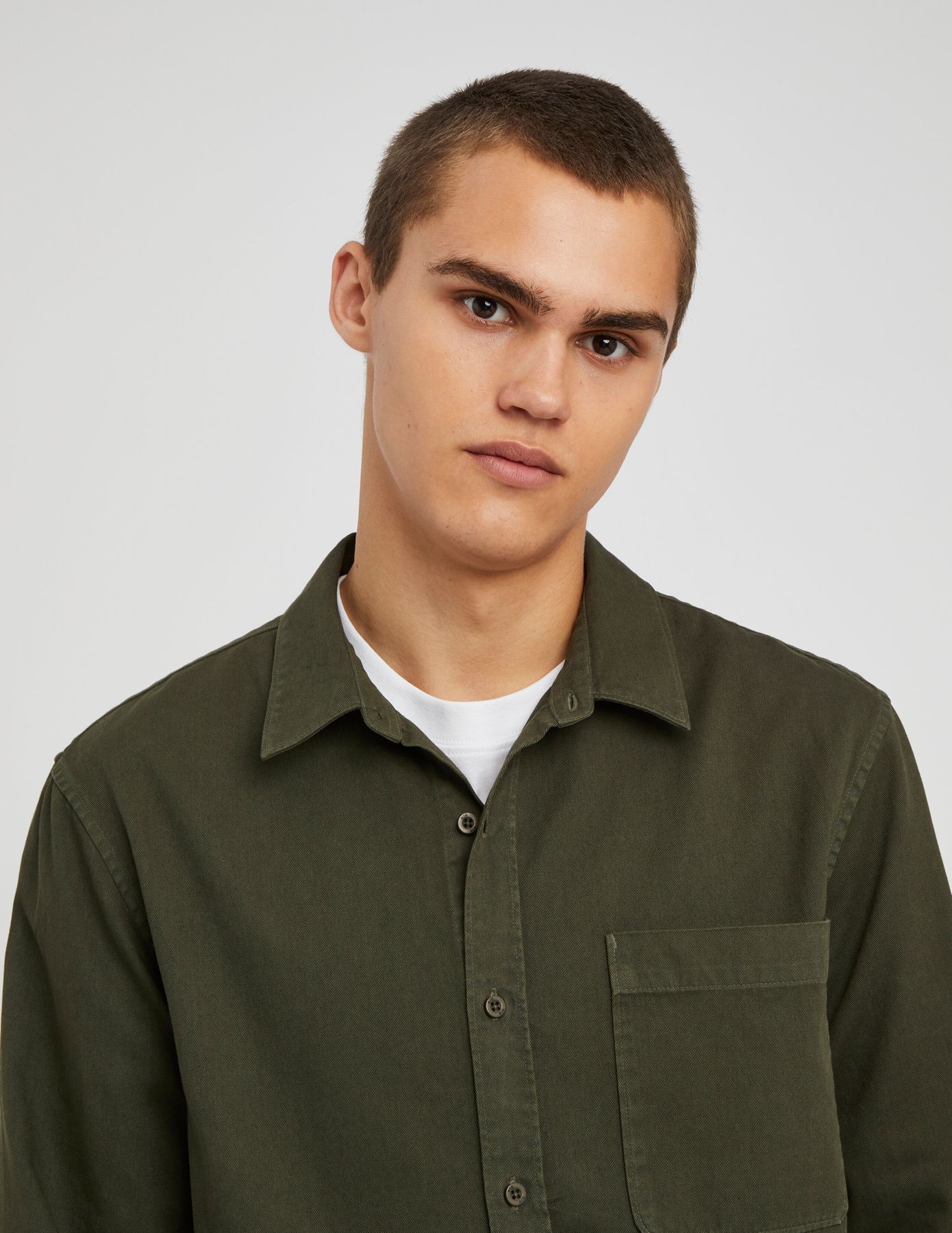 Chemise droite twill uni