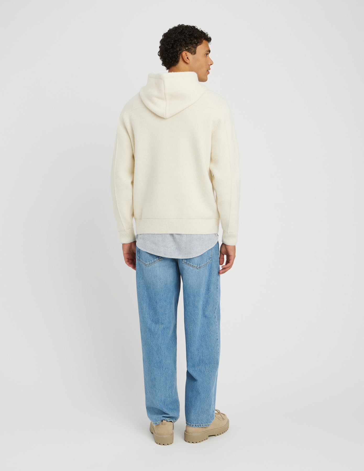 Pull capuche
