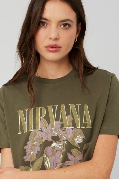 T-shirt collab Nirvana