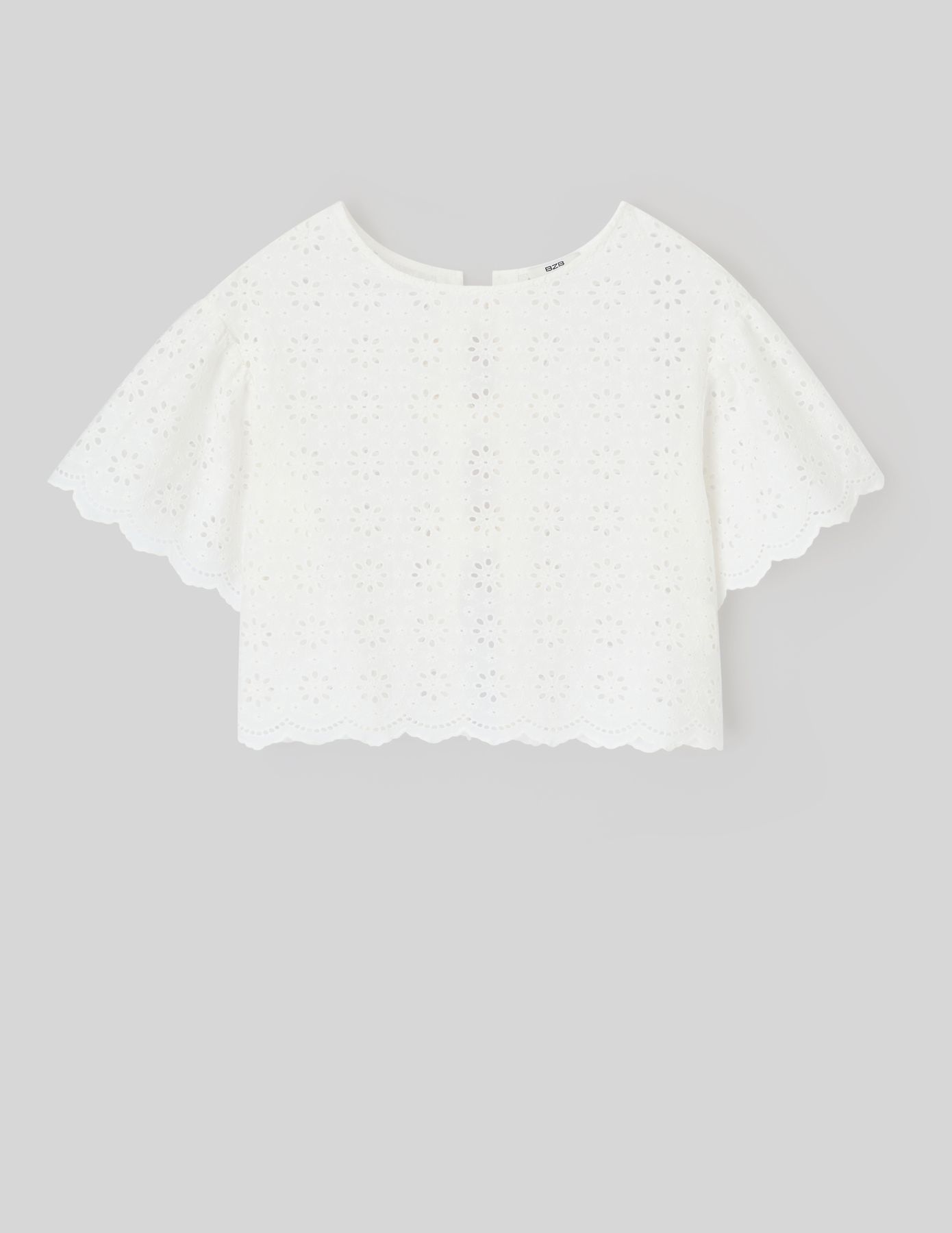 Blouse en broderie anglaise