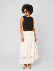 Jupe avec broderie anglaise