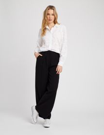 Chemise en broderie anglaise