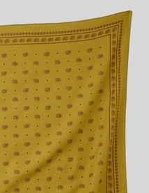 Foulard carr&eacute; imprim&eacute;