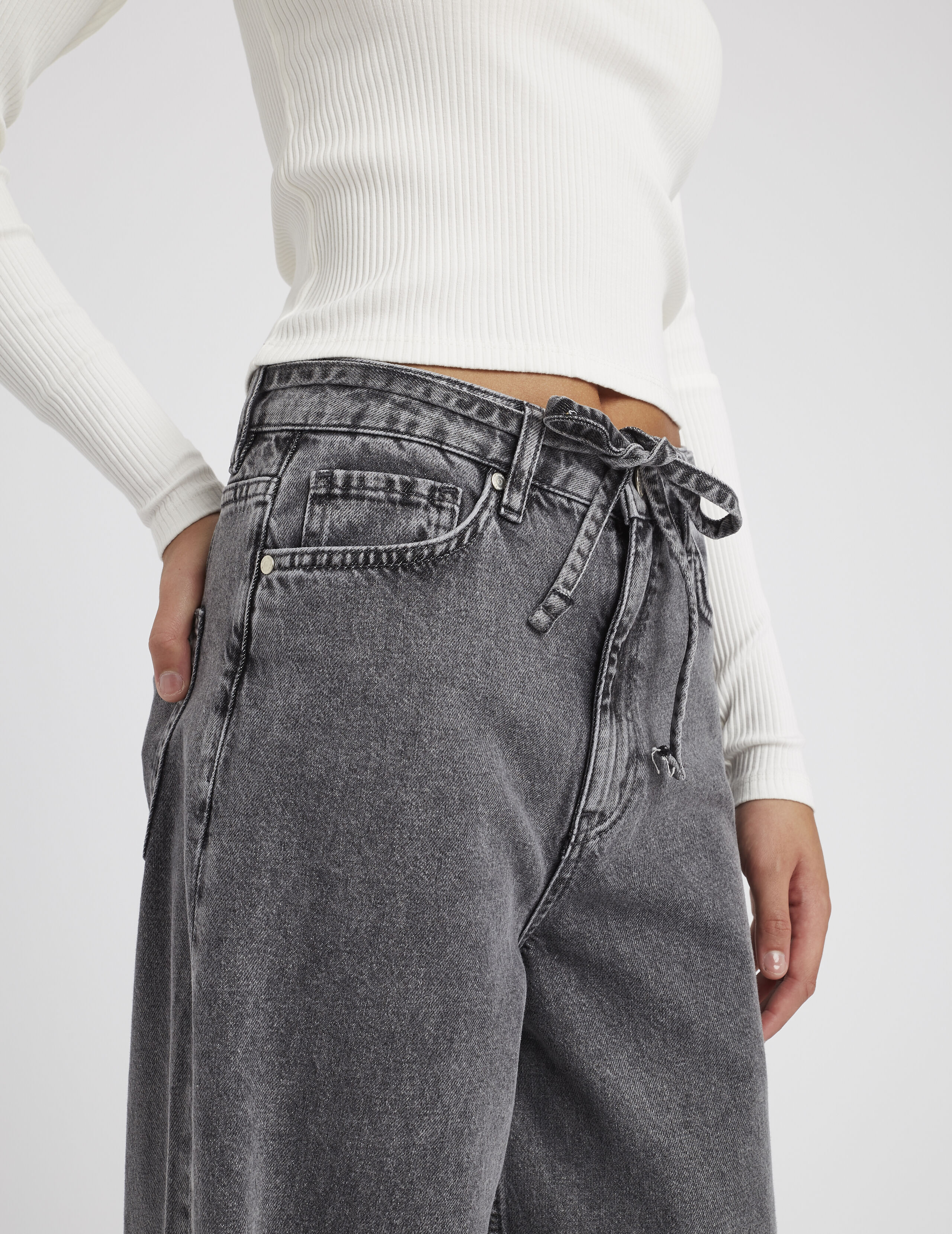 Jean ceinture noeud deals