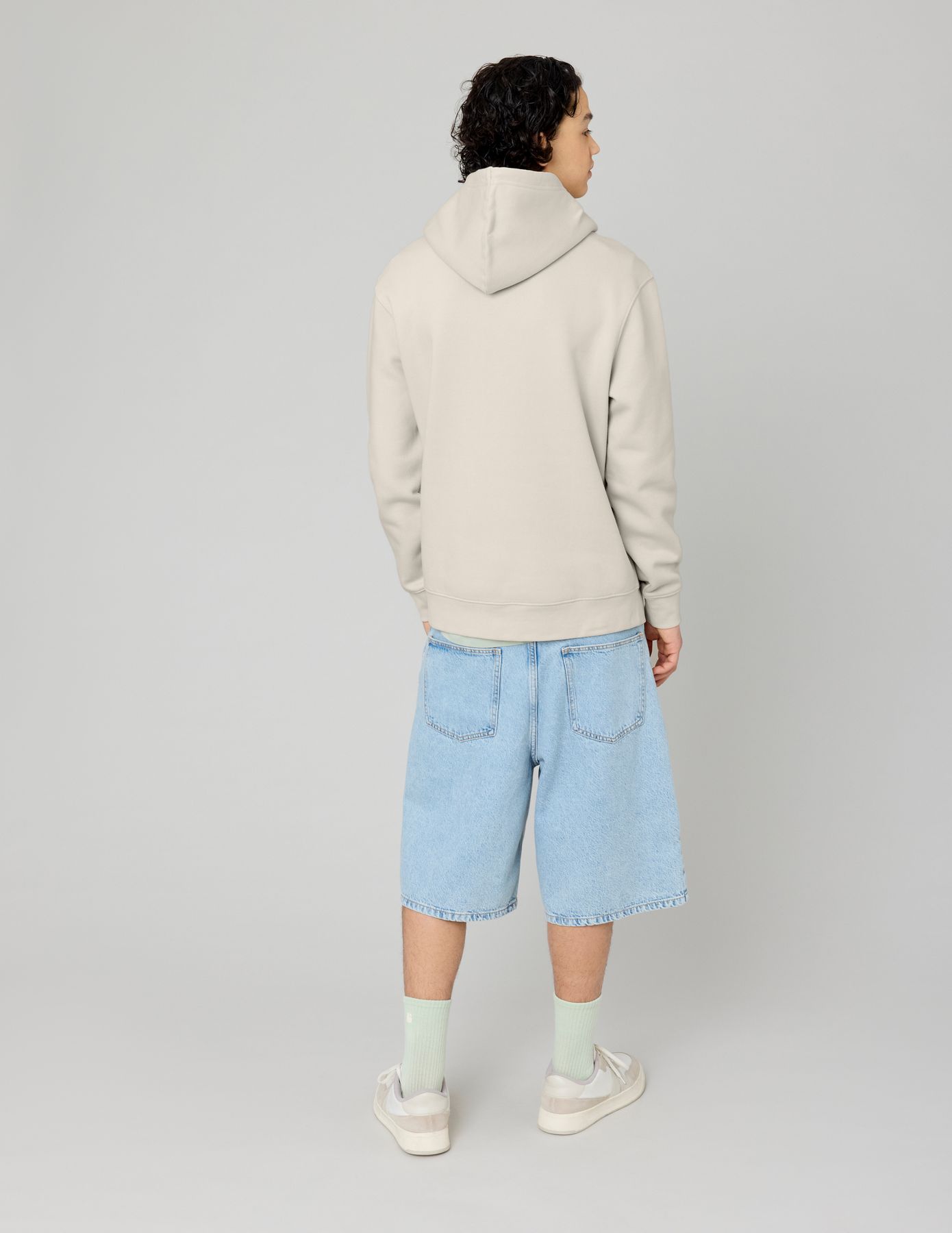 Sweat basique à capuche