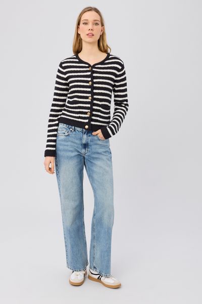 Gilet boutonn&eacute; ray&eacute;