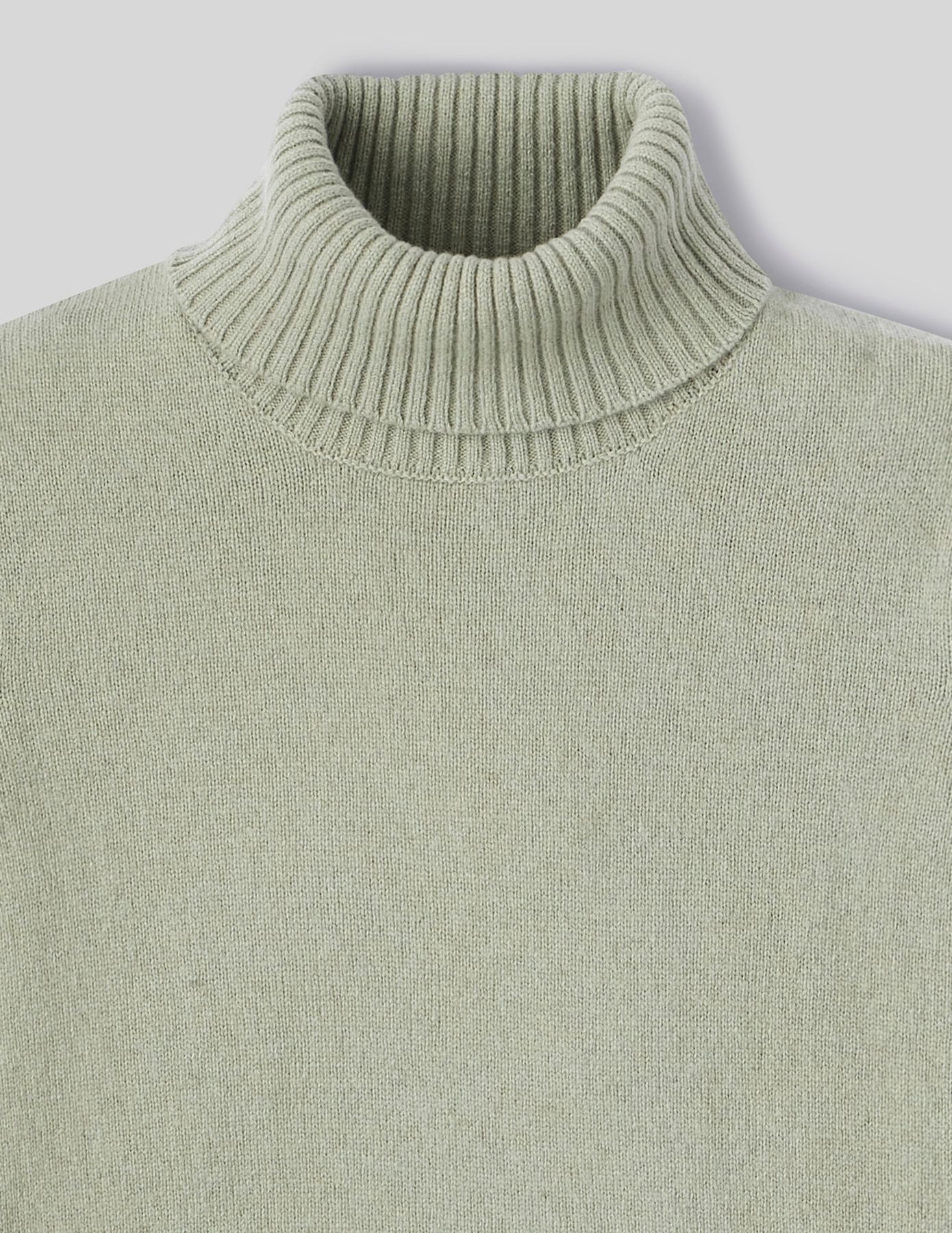 Pull col roulé