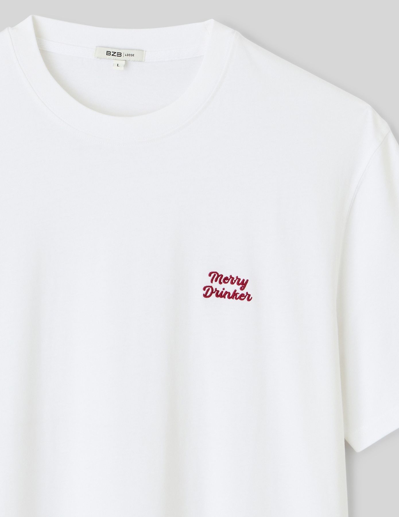 T-shirt broderie poitrine