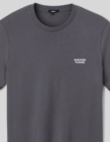 T-shirt broderie poitrine