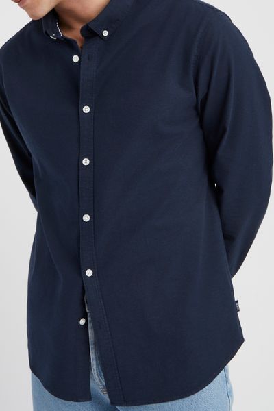 Chemise unie ajust&eacute;e